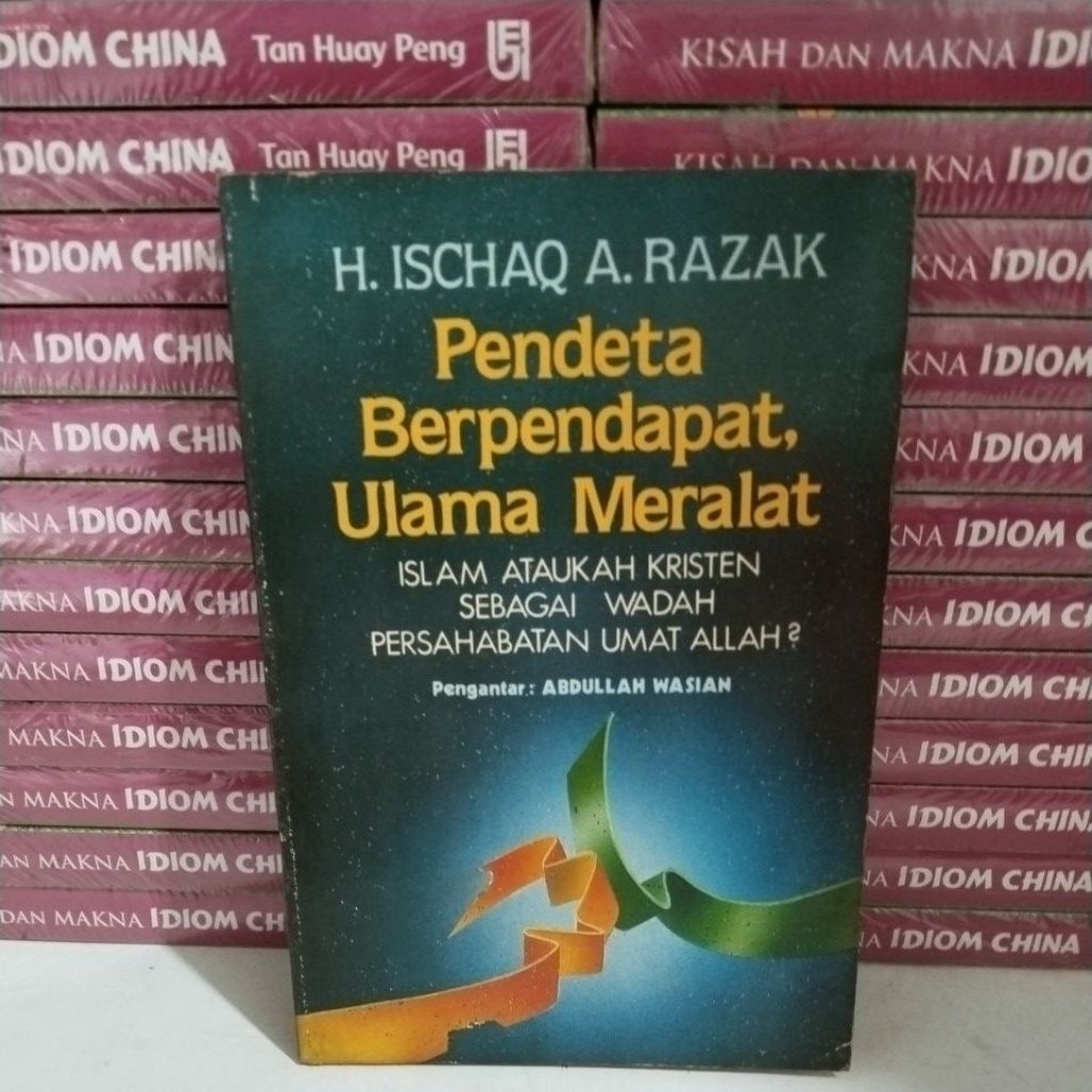 BUKU PENDETA BERPENDAPAT ULAMA MERALAT