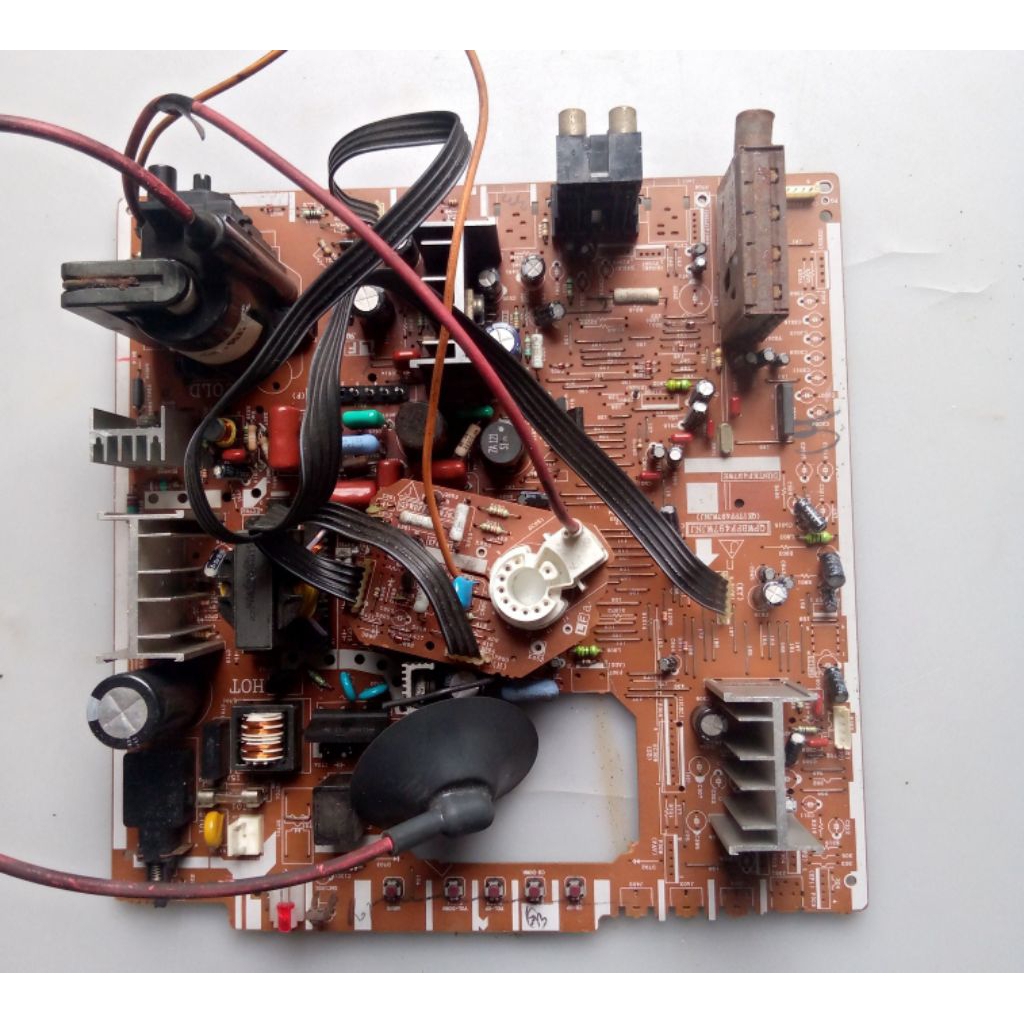 mesin tv Sharp slim tabung 21inch,cabutan komponen lengkap blum uji test/gambling