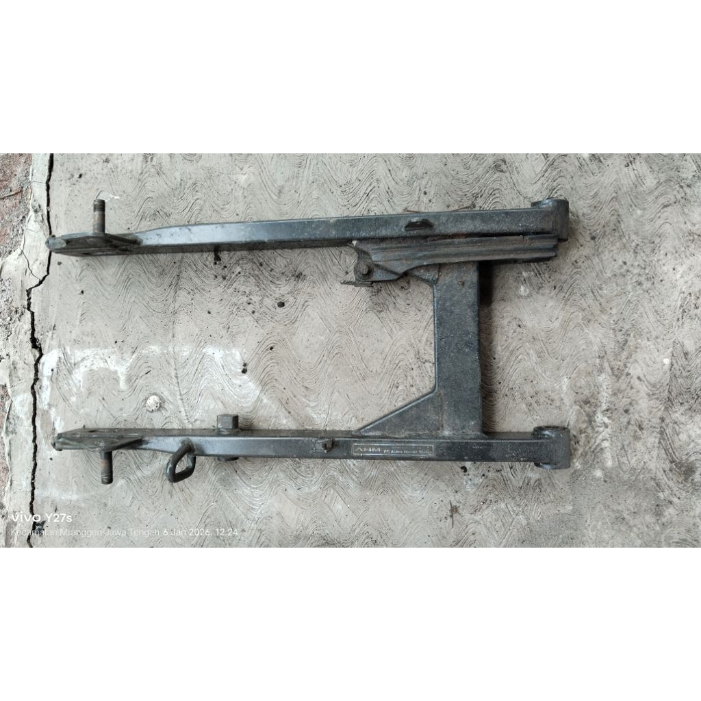 Swing Arm Supra x 125 dd karbu