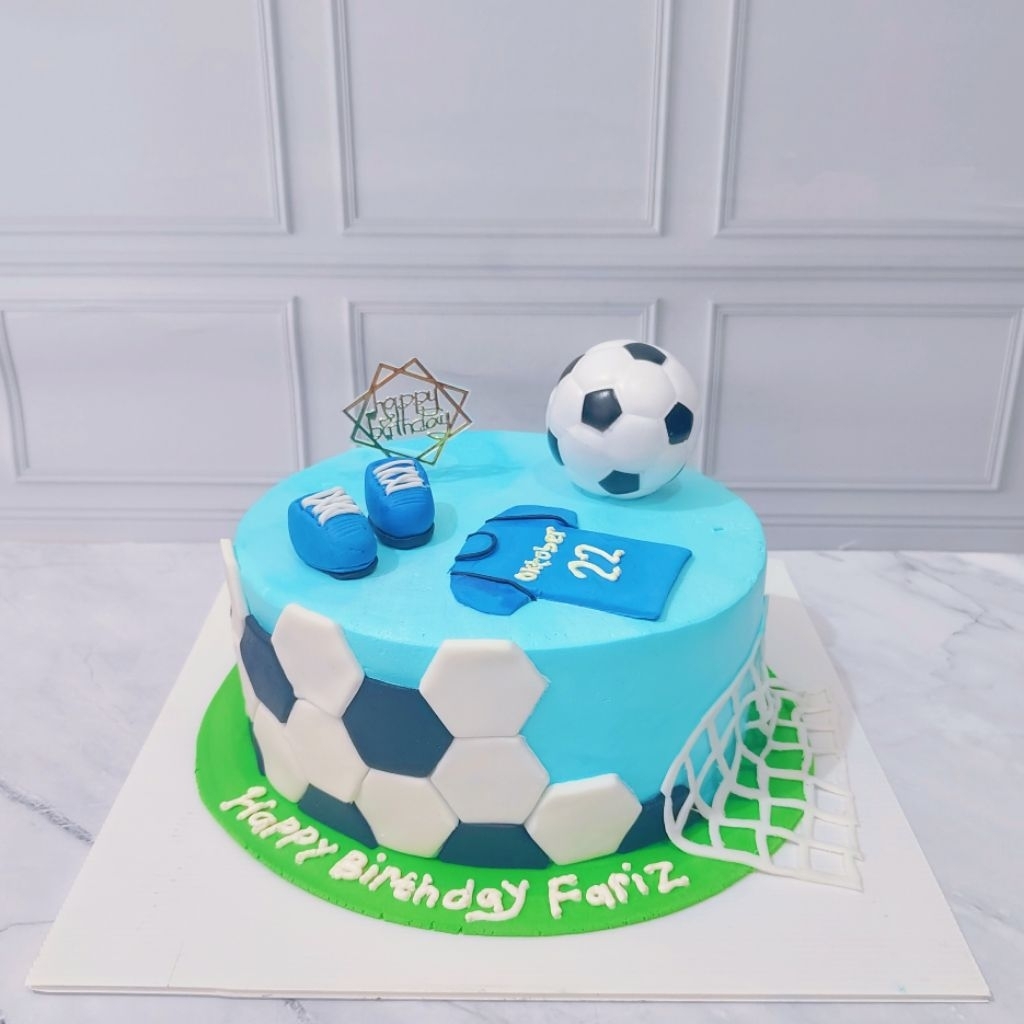 kue ulang tahun tema bola