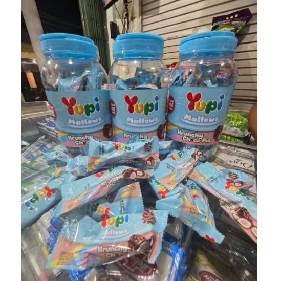 Yupi MarshMellow Krunchy Choco Pie Expired 2027