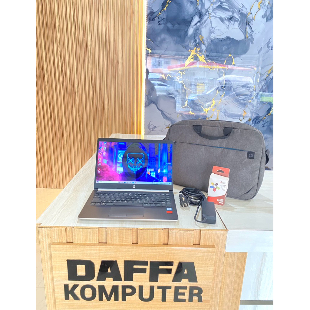 Laptop Hp 14s- cf1032TX || Intel Core i5- 8265U @ 1.8GHz || Ram 8 GB || HDD 1000 GB || Windows 10