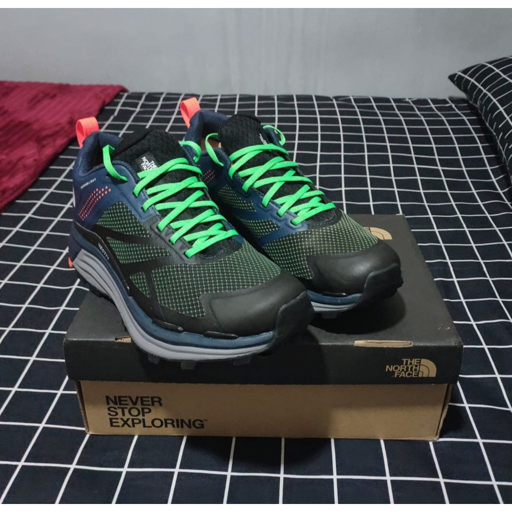 Sepatu The North Face Men Vectiv Enduris