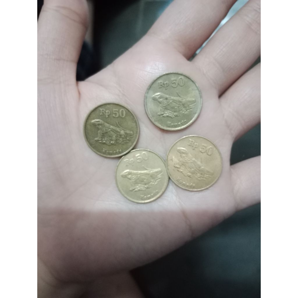 UANG KOIN RP 50 Rupiah Komodo Tahun Campur