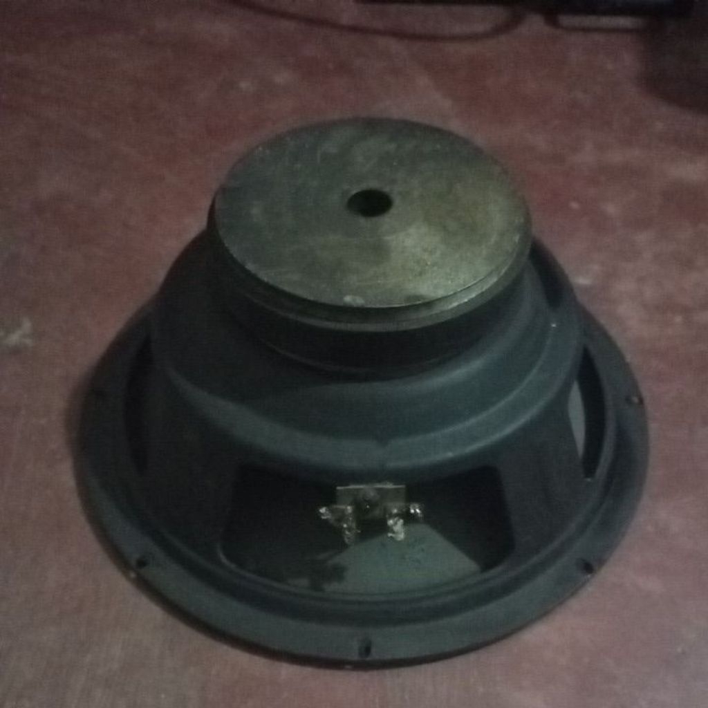 rangka dan magnet speaker 12 inch bekas