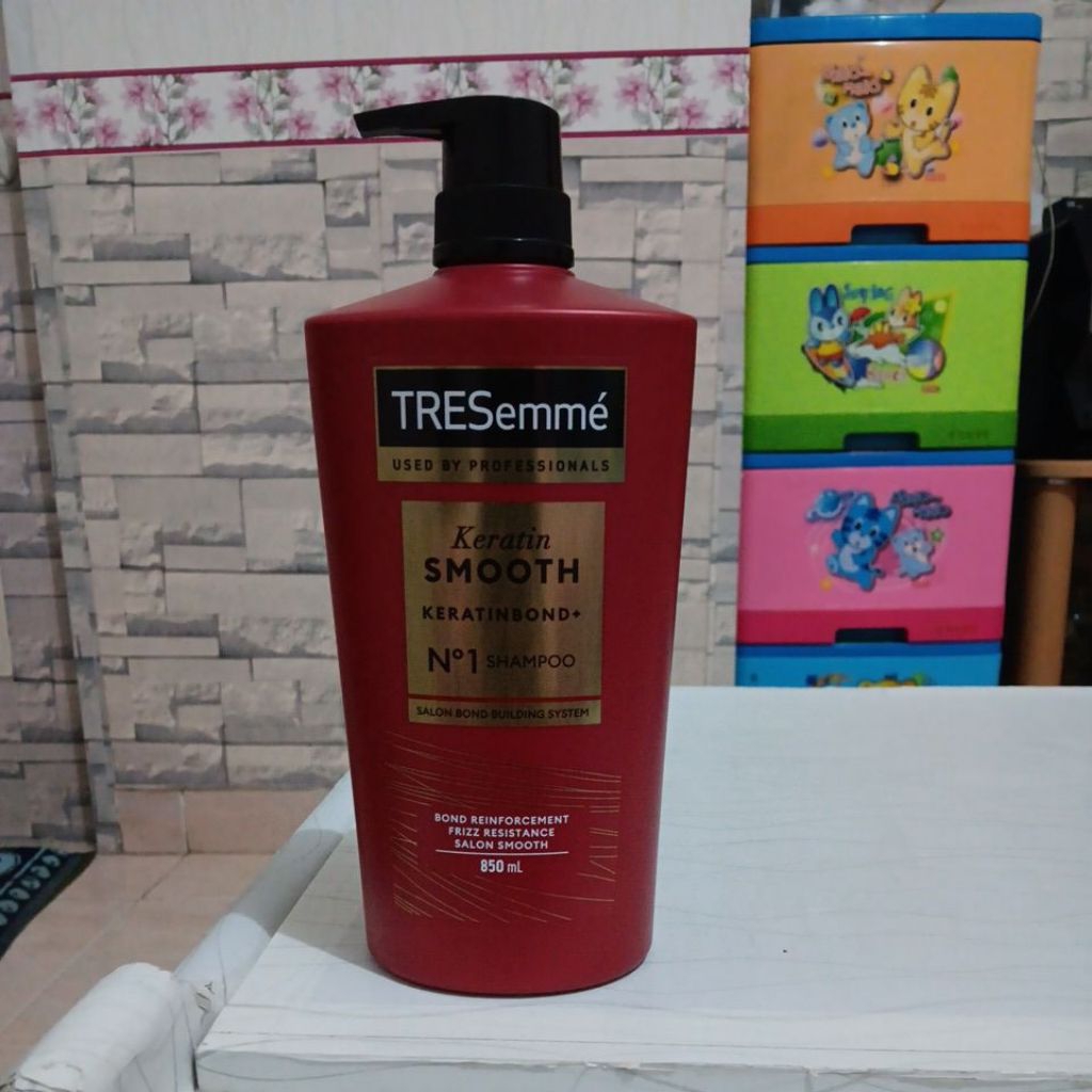 TRESemme keratin smooth 850 ml