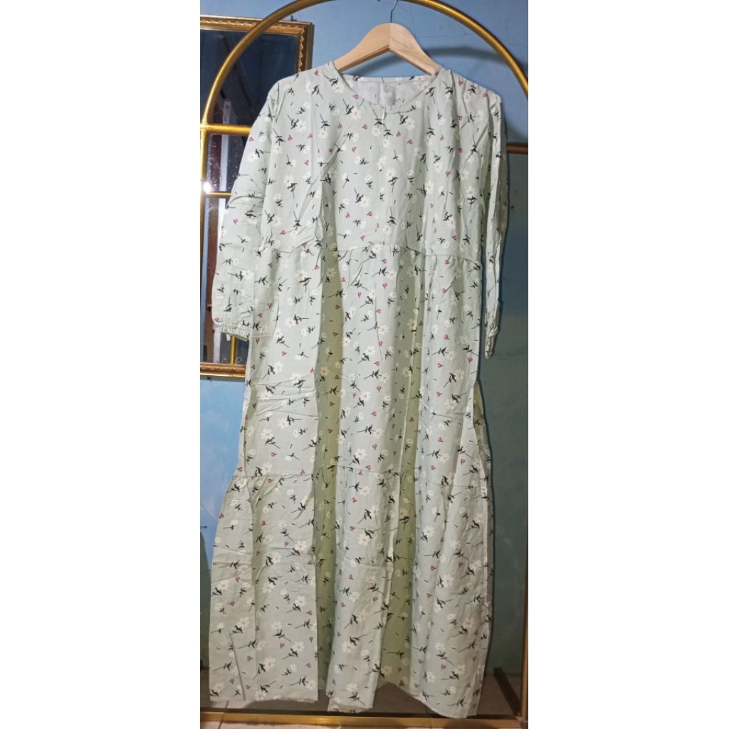 dress syaina simple elegan