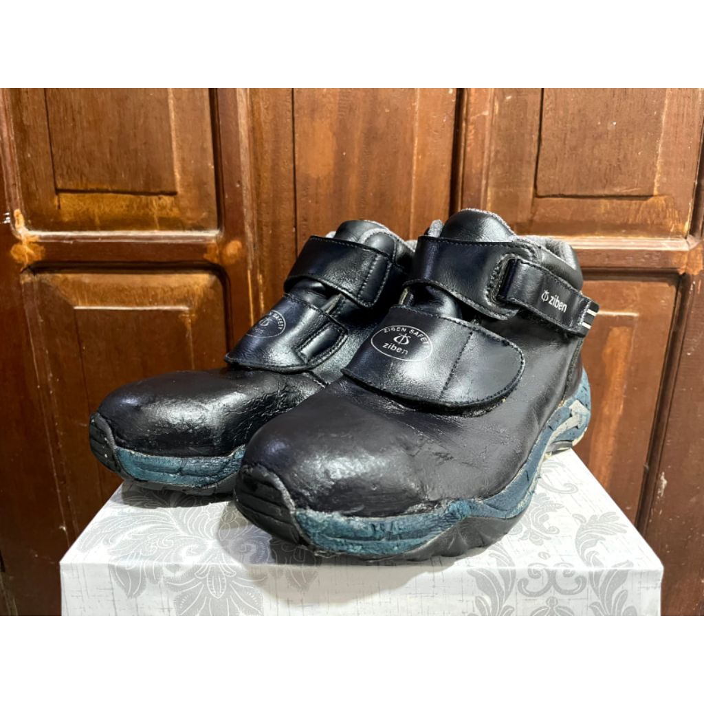 sepatu safety ujung besi ziben sz 41