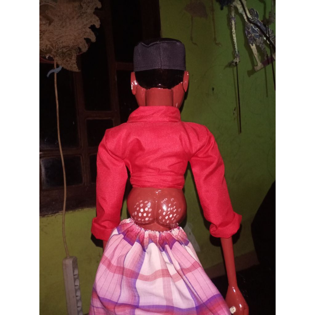 wayang golek slenteng kepala mentul-mentul