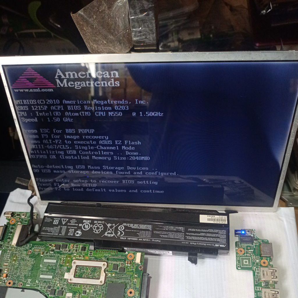 LCD/LED Laptop 12.1" 30 PIN Bekas Asus 1215 Dan MSI U230