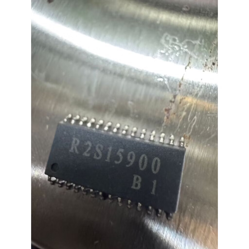 iC R2S15900 original R2S 15900