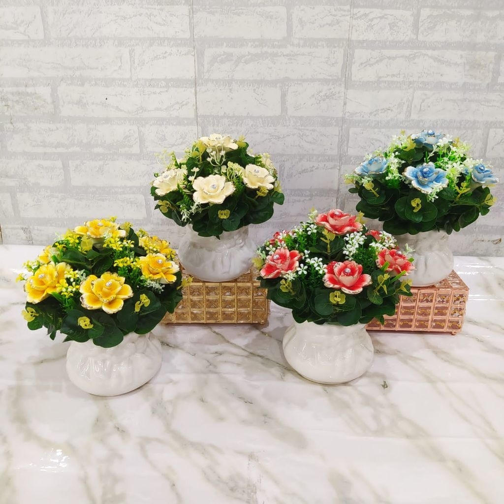 Bunga Rangkai Keramik Meja Pot Kecil