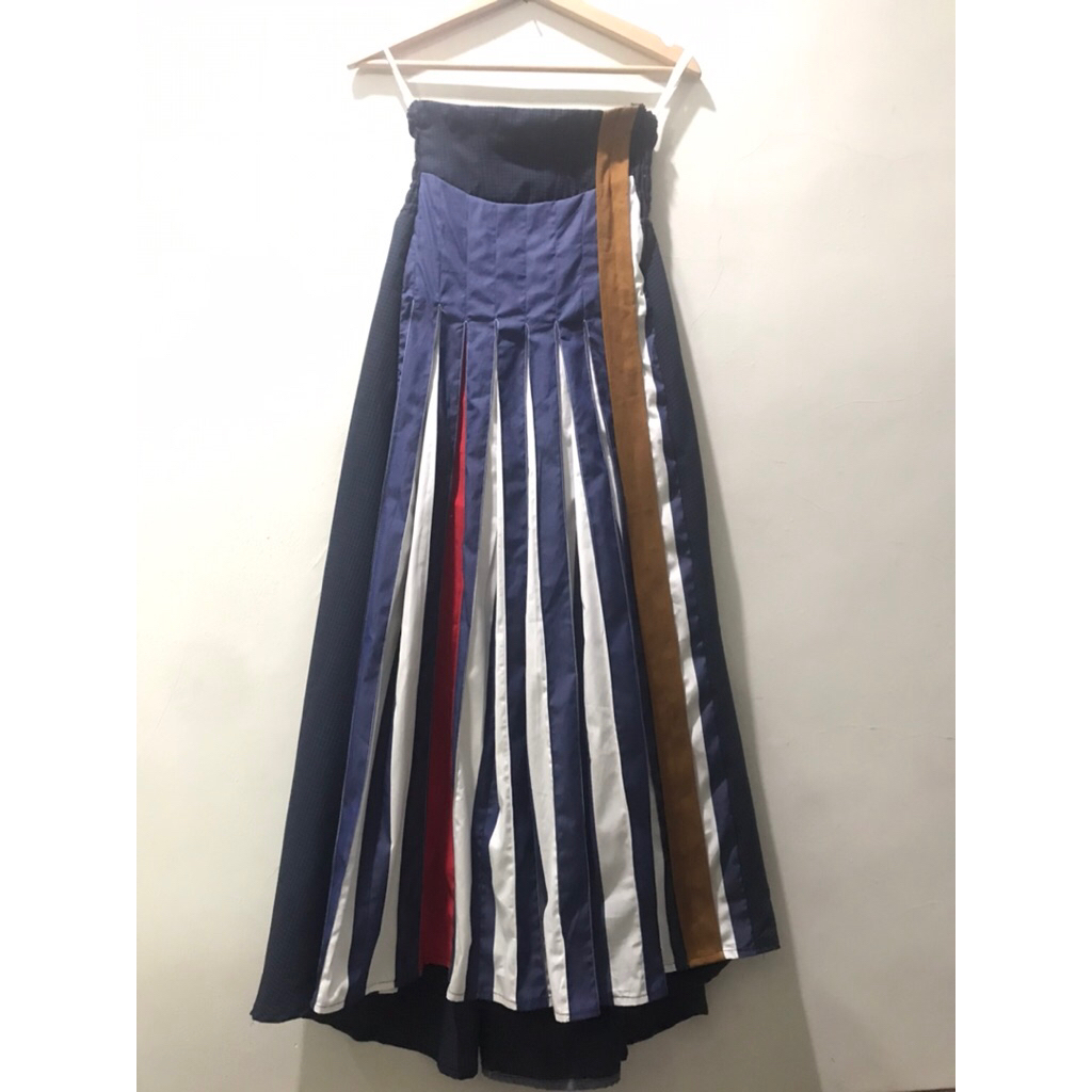 OLINE WORKROBE - KICHIROU PLEATED SKIRT IN NAVY