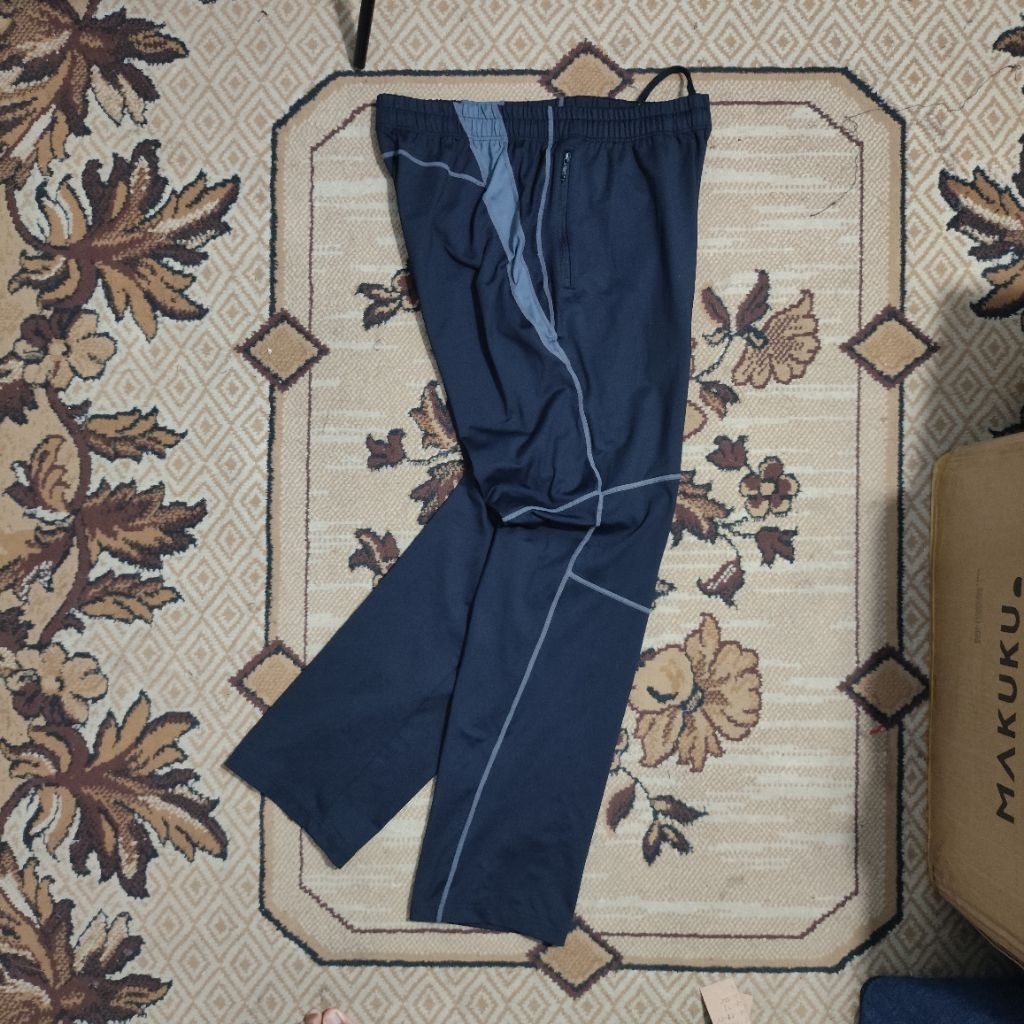 CELANA OUTDOOR CELANA HIKING SECOND PROSPECS