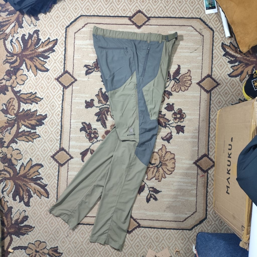 CELANA HIKING CELANA OUTDOOR SECOND KOLON SPORT