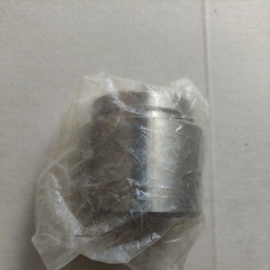 piston kaliper rem L300 MB 082335