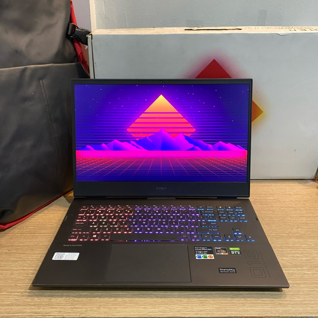 Laptop Gaming HP OMEN 16 Ryzen 7 5800H 16GB/512GB RTX 3070 8GB