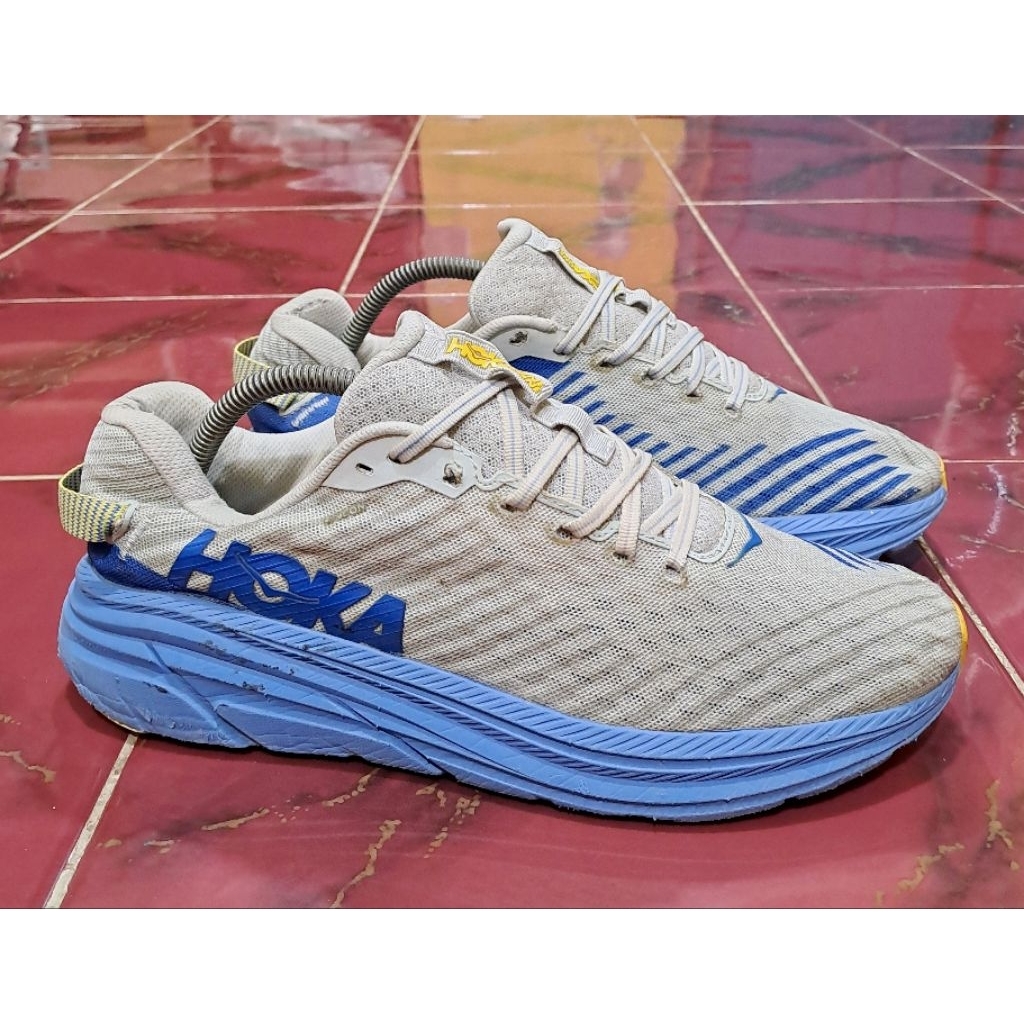 Sepatu sneakers hoka rincon
