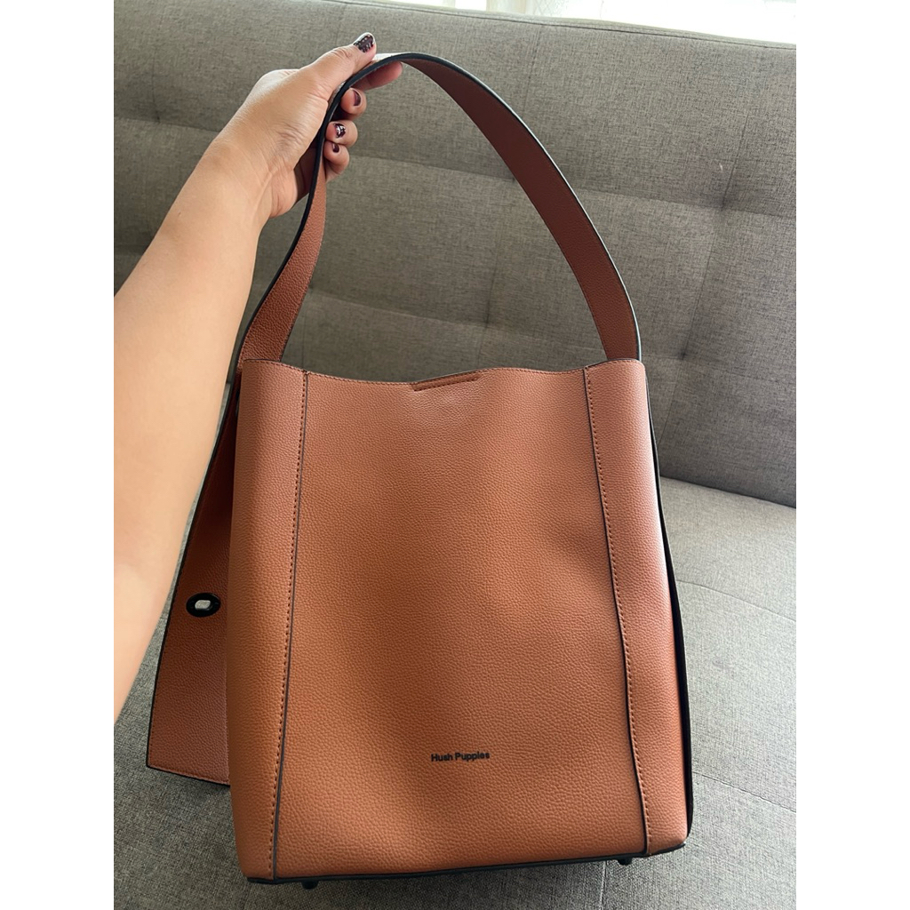 Preloved hush puppies petunia size L