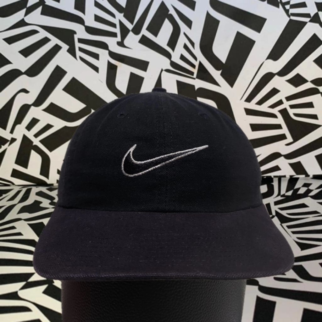 Topi Nike Vintage