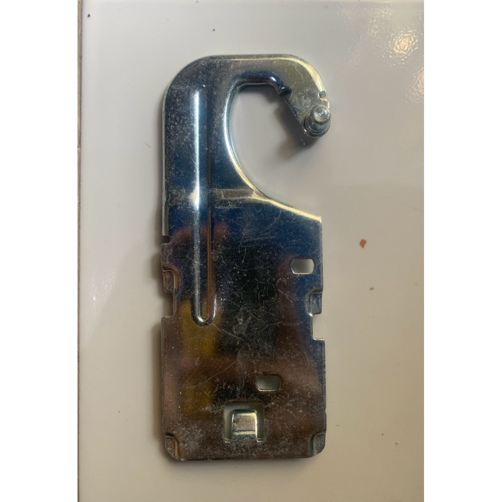 Engsel Pintu Kulkas Polytron 2 Pintu Pintu Atas Original