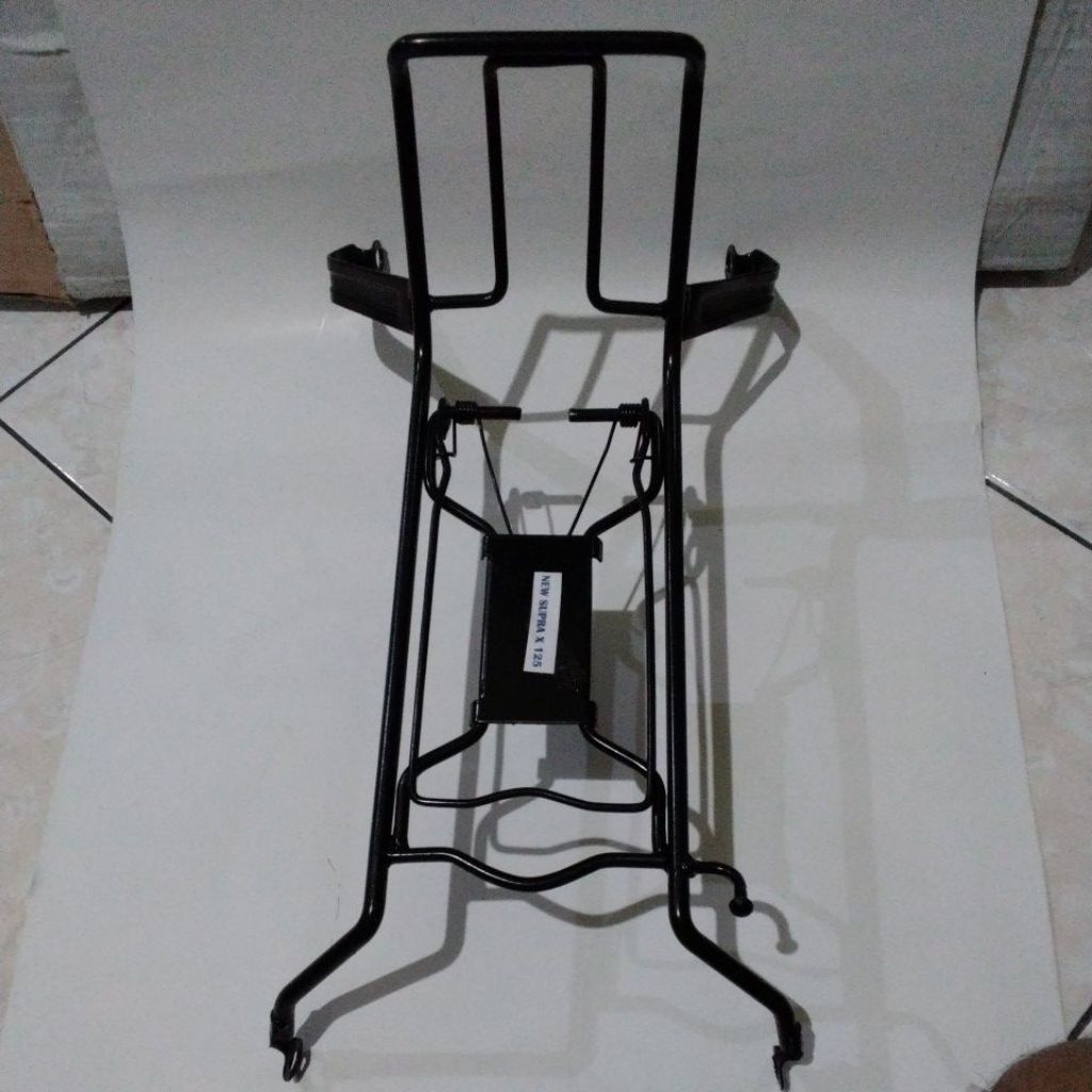 bagasi tengah jepit supra x 125. supra x 125 new. supra x 125 TR. supra x 125 batman. supra x 125 D/