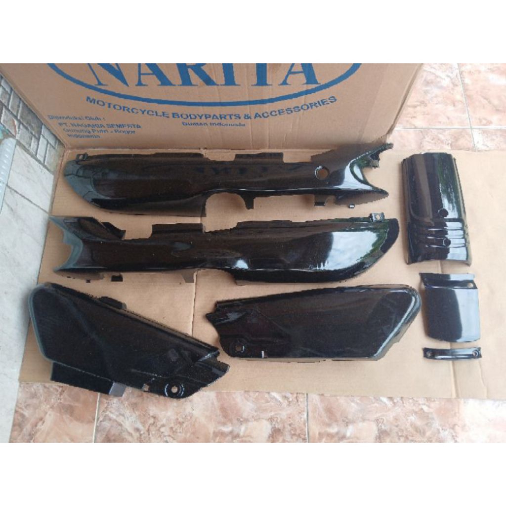 body set Astrea grand sabit cover bodi body Honda grand legenda 1 warna hitam