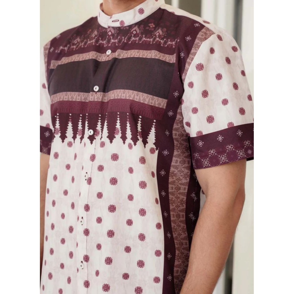 Benang Jarum Benang Pelangi Gending Men Shirt Short Sleeve - Maroon Baju Koko Baju Lebaran
