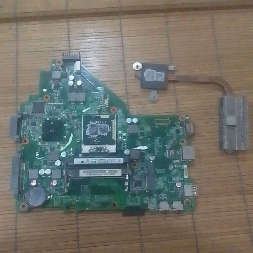 Motherboard Acer Aspire 4739 4738 Part + Intel Core I3