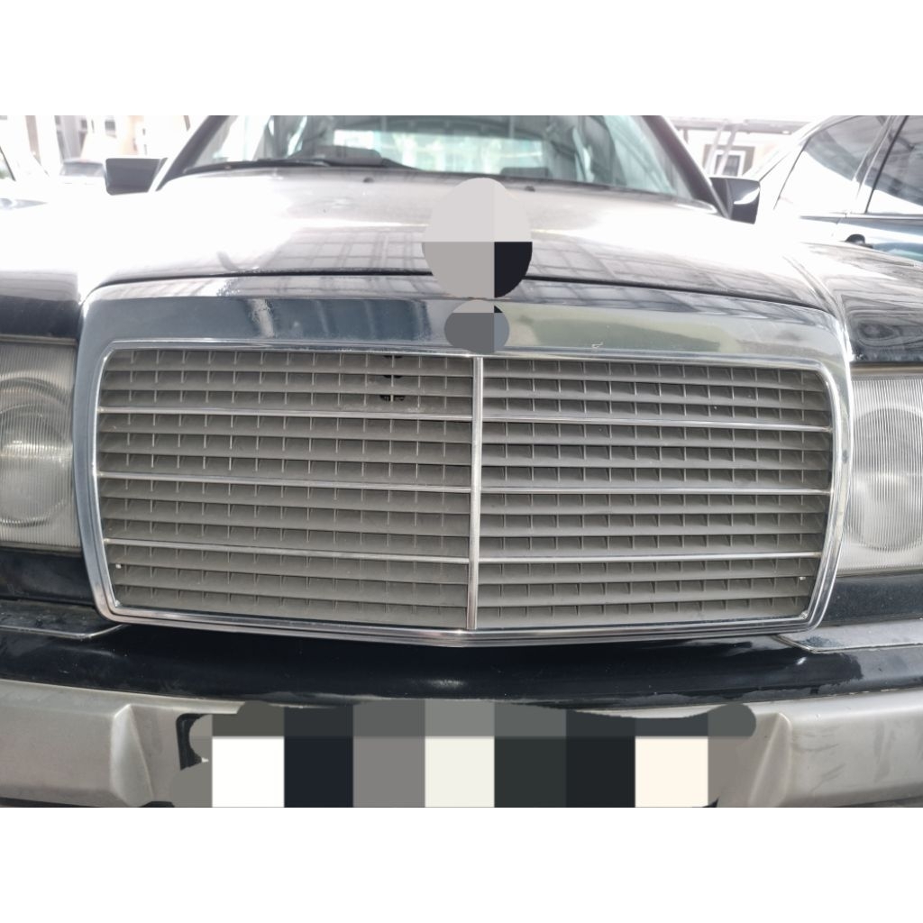 Grill Mercedes Benz w124 tahun lama