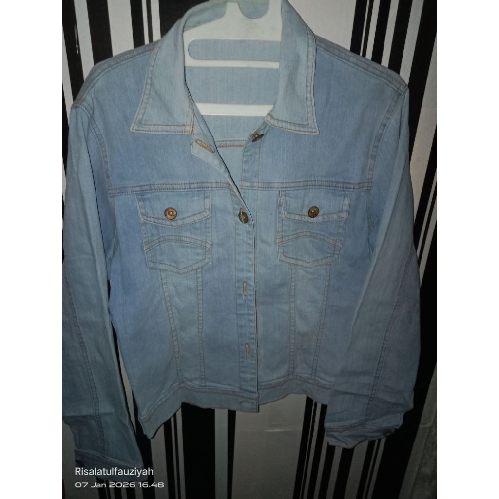 Jaket Levis Bekas Sky Blue layak pakai 95%