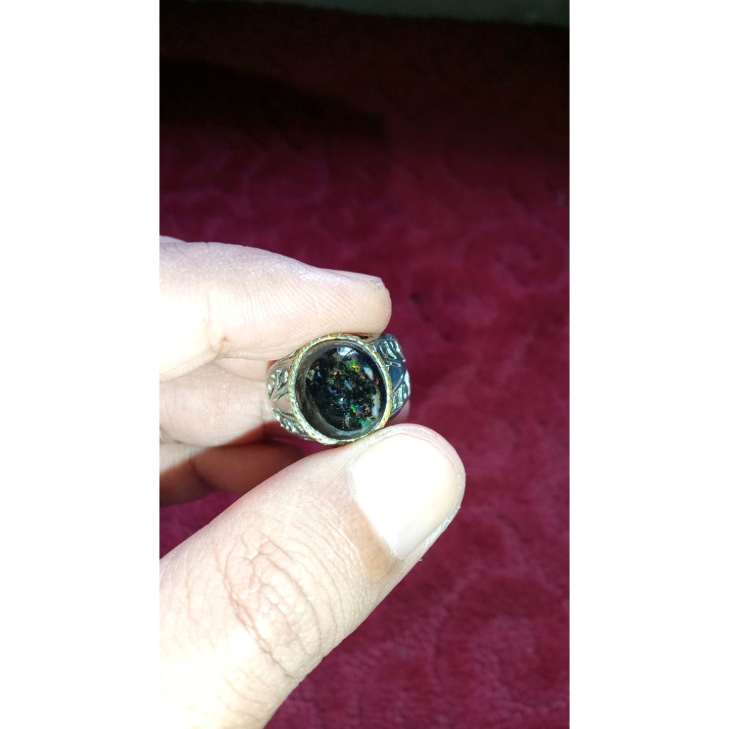 Batu Black Opal Banten