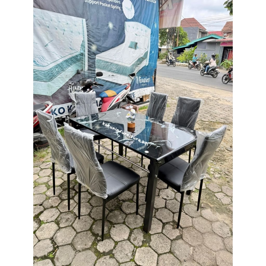 READY MEJA MAKAN PEVITA 4 KURSI | MEJA MAKAN MINIMALIS MARBLE | FREE ONGKIR BANDAR LAMPUNG
