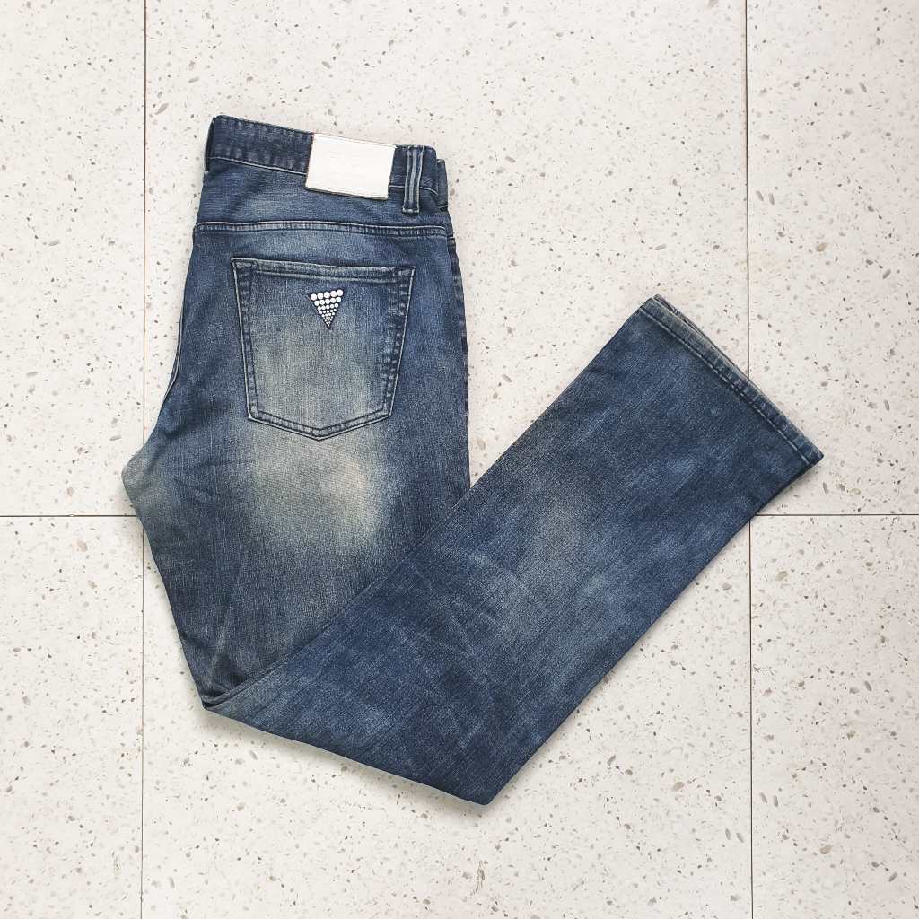 Celana Jeans Panjang Guess / Size 38 - Lingkar 100 cm / Bekas - Second - Preloved