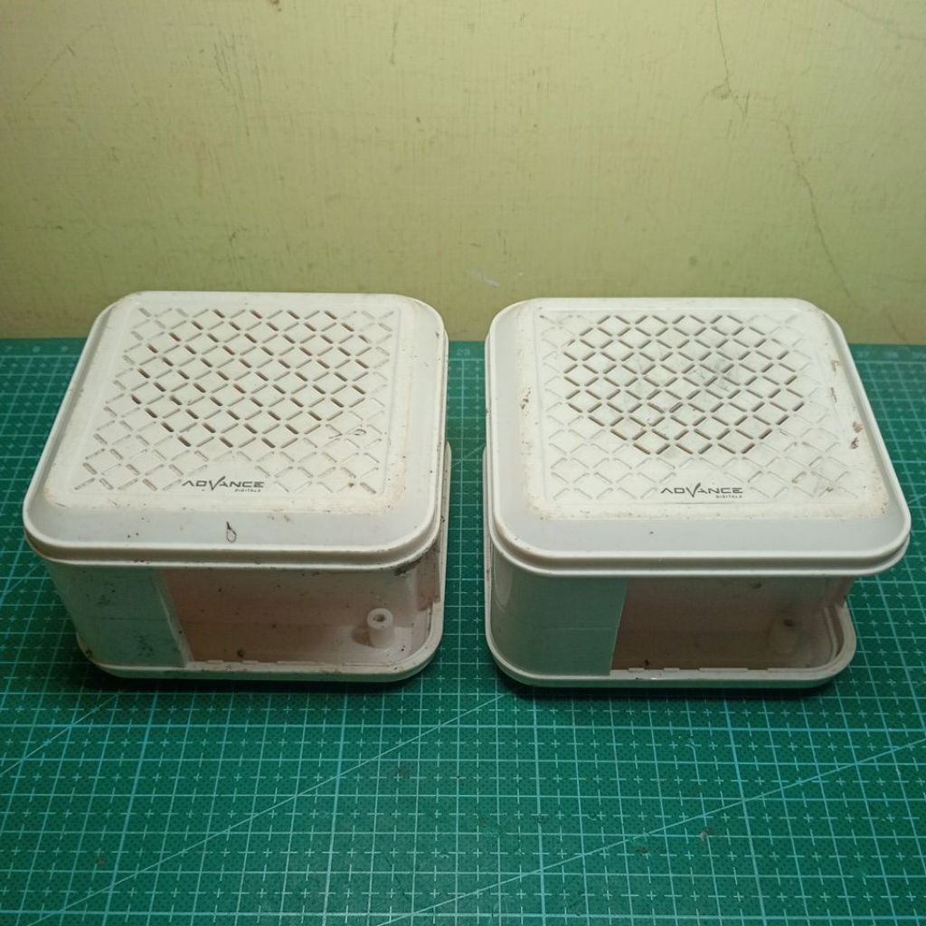 Box cover music advance