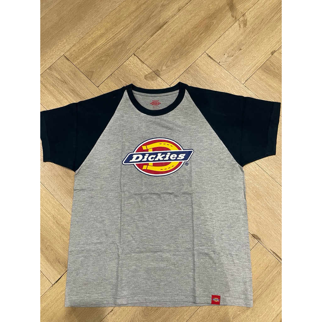 Kaos Dickies Big logo two color tone shirt