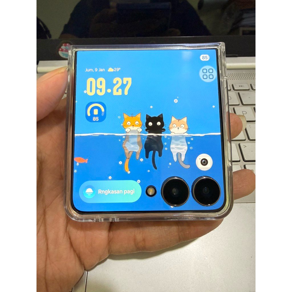 Samsung Z FLIP 7 (12/512) Bekas Pemakaian Pribadi