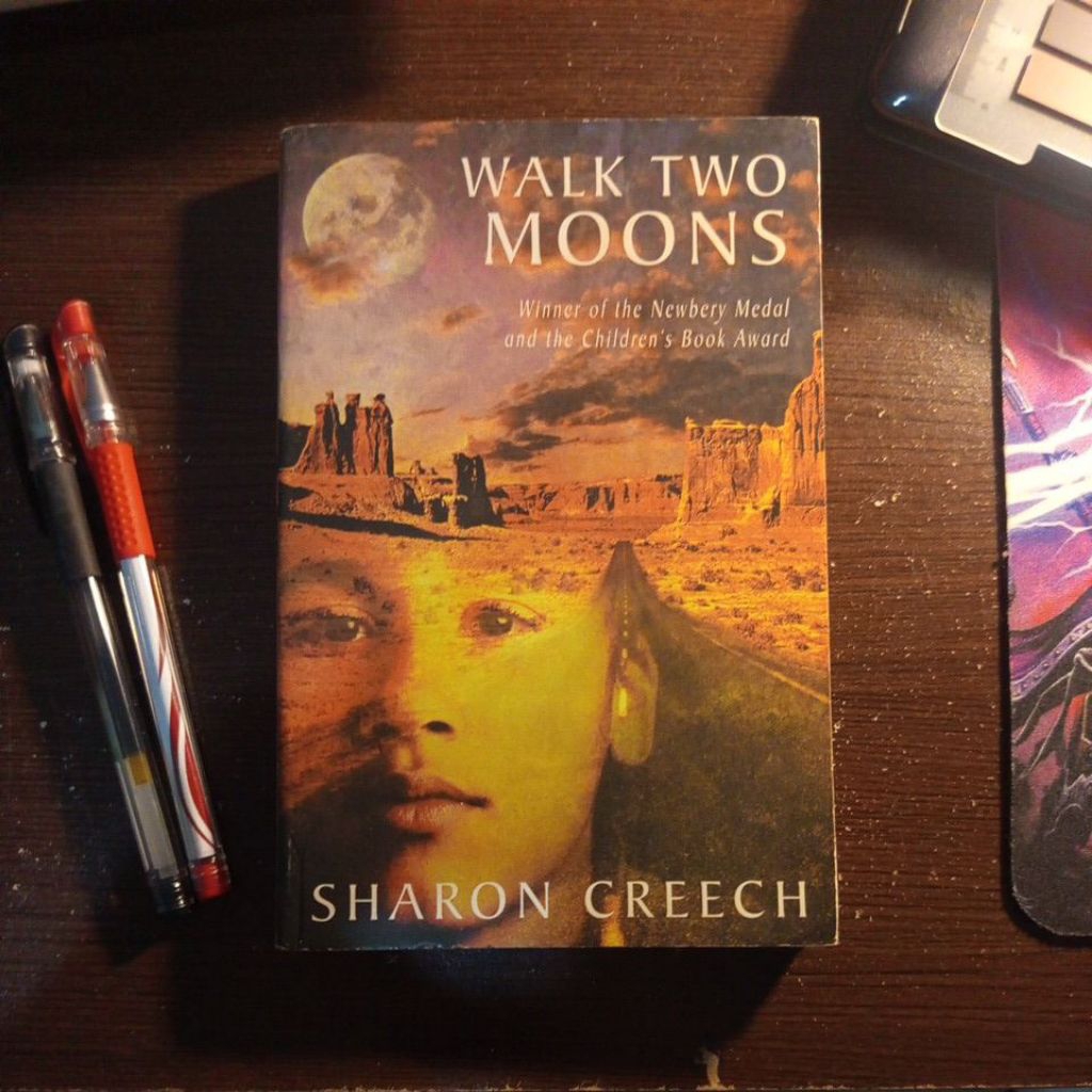 [Preloved] Walk Two Moons - Sharon Creech