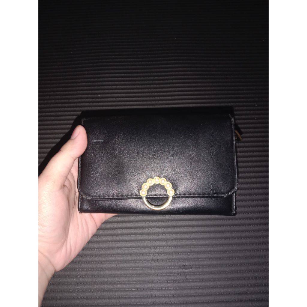 Preloved Dompet Miniso Hitam Dompet Lipat Wanita