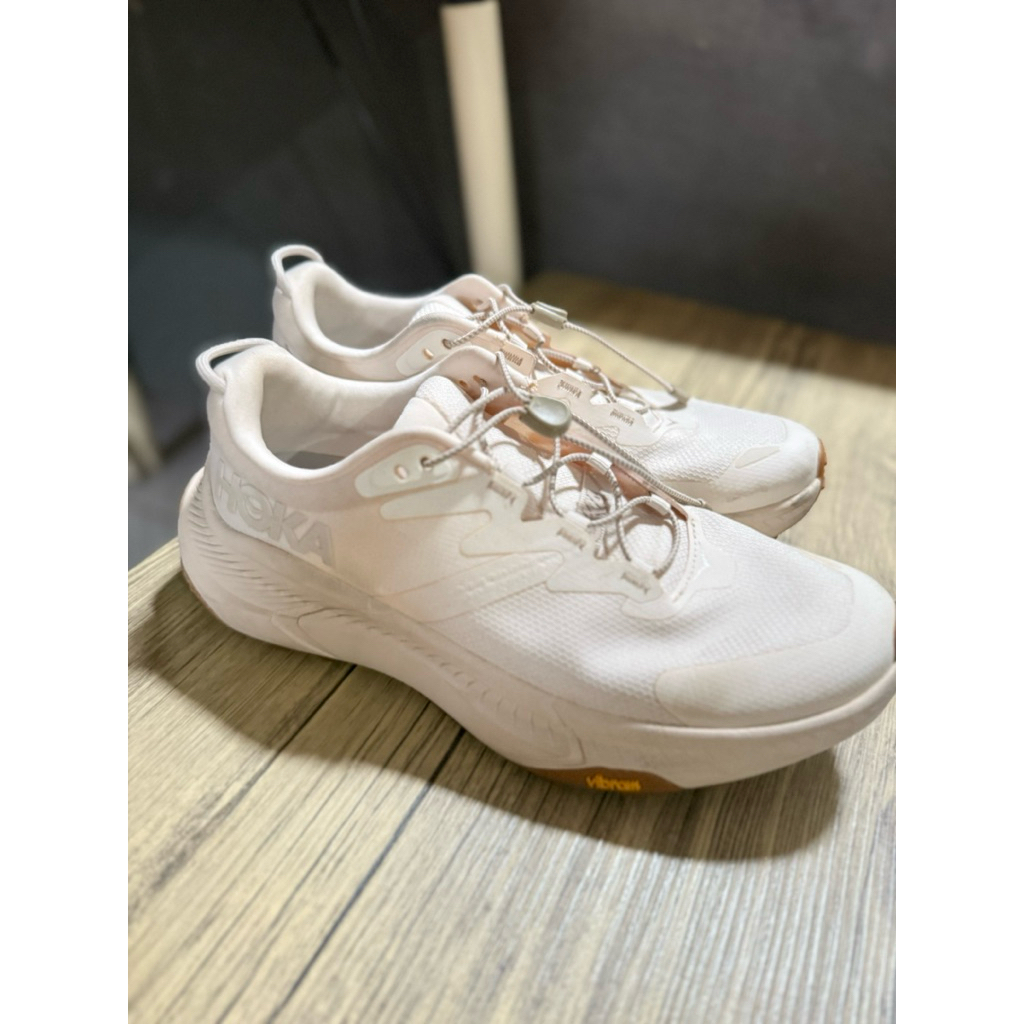 Preloved Hoka transport women