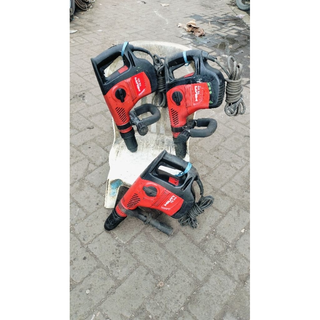 ROTARY HAMMER SDS MAX HILTI TE 50 (SECOND)
