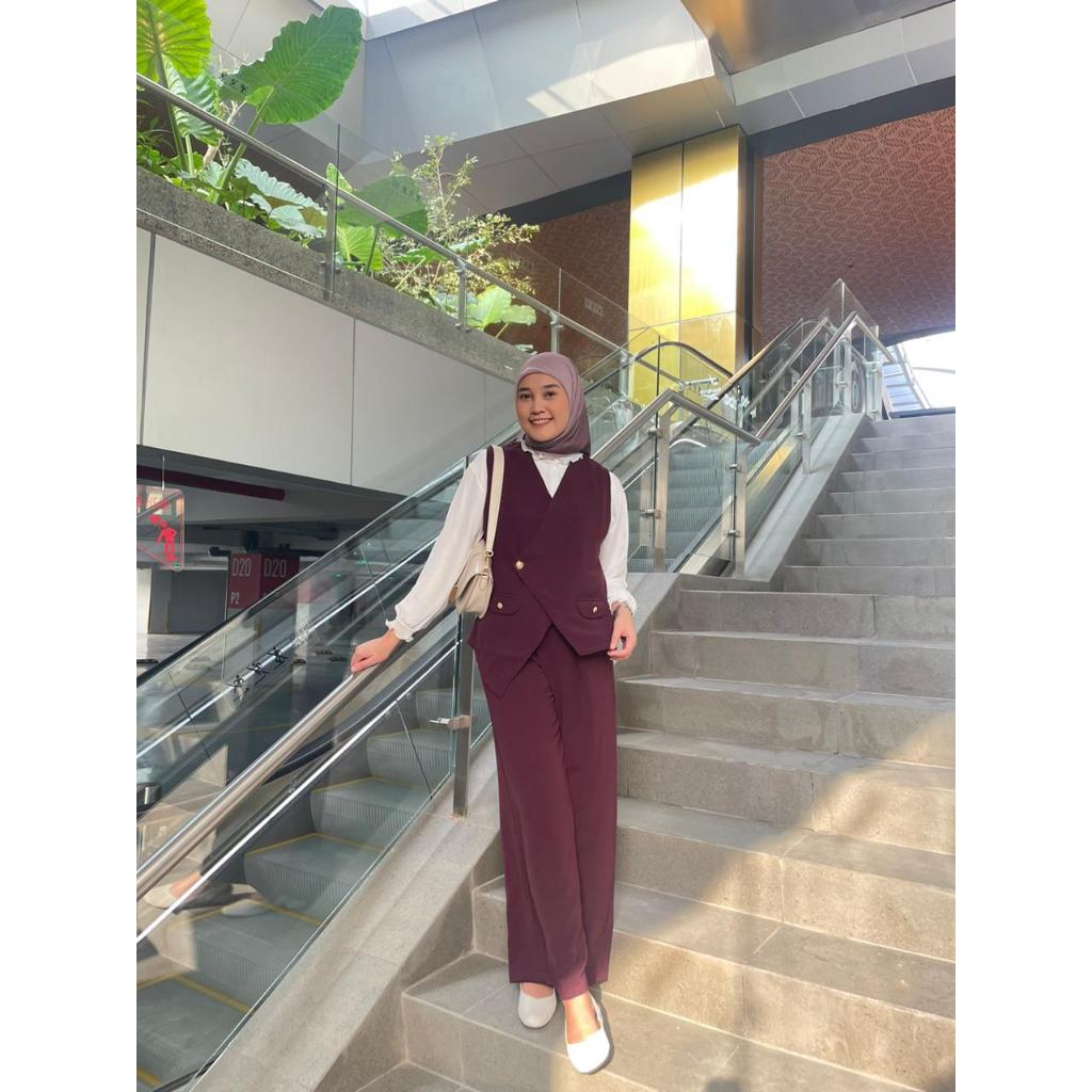 Serene Vest Set By Kean Signature