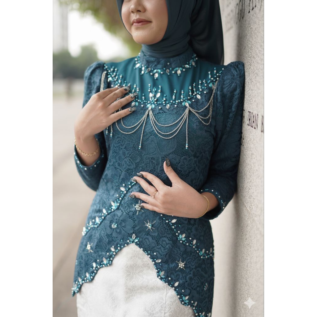 Kebaya Emerald Blue