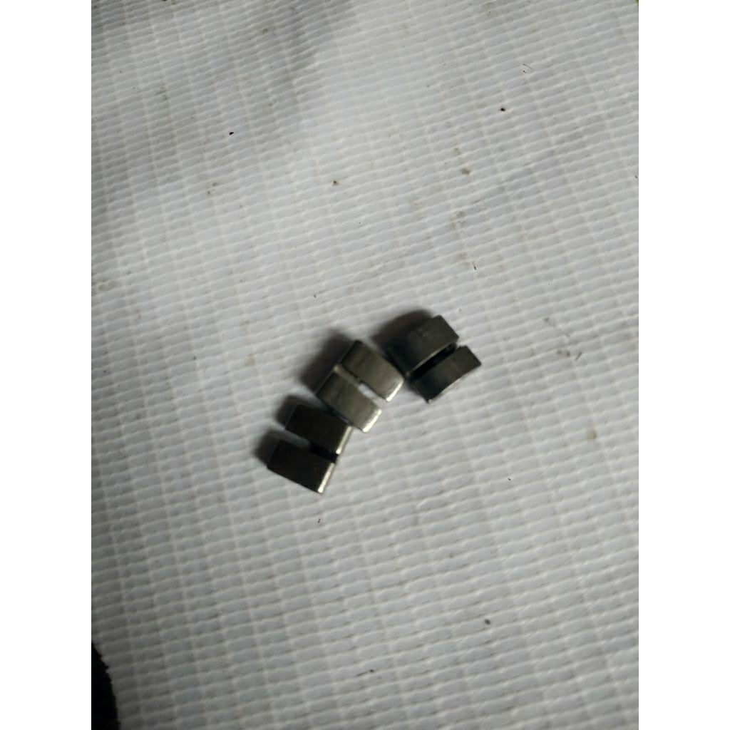 Pawl/Pelatuk Hub free