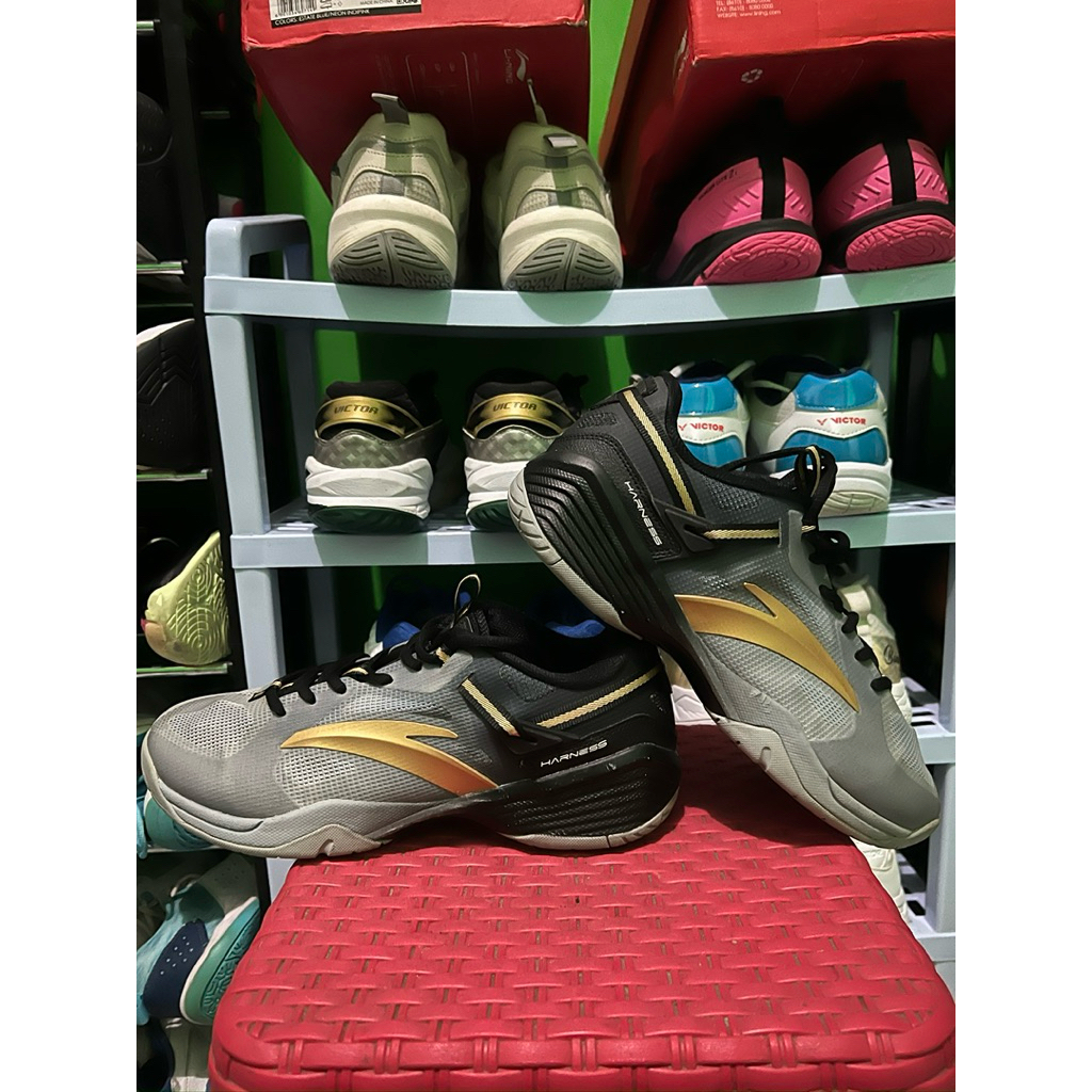 SEPATU BADMINTON @ANTA/R@KT@ (size 43)