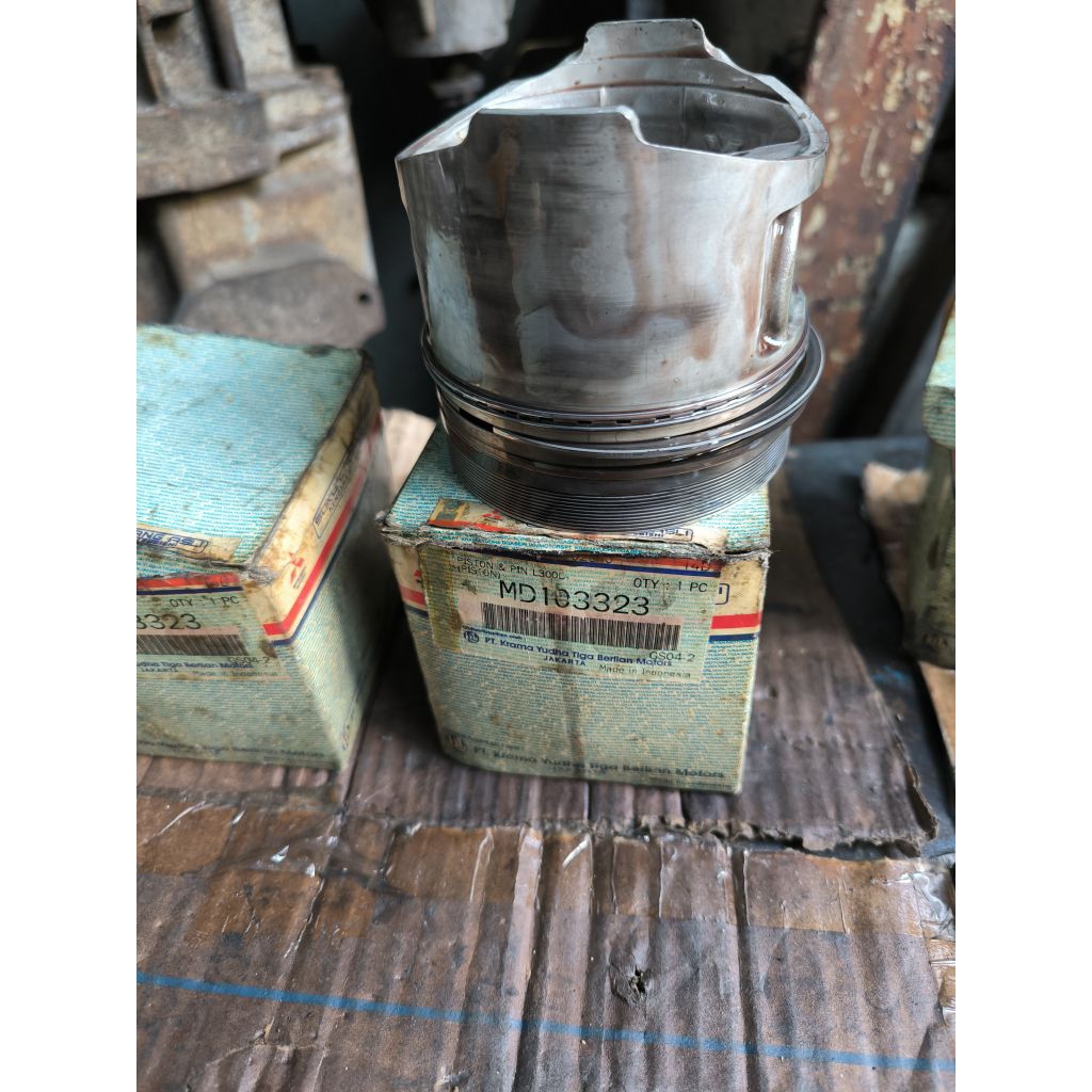 PISTON SET RING PISTON L300 DIESEL 4D55 MD103323 SIZE 0.50 ASLI BEKAS