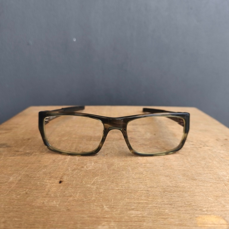 Kacamata Glasses Kacamata Second Kacamata Vintage Kacamata Murah Kacamata Tortoise Kacamata Oakley M