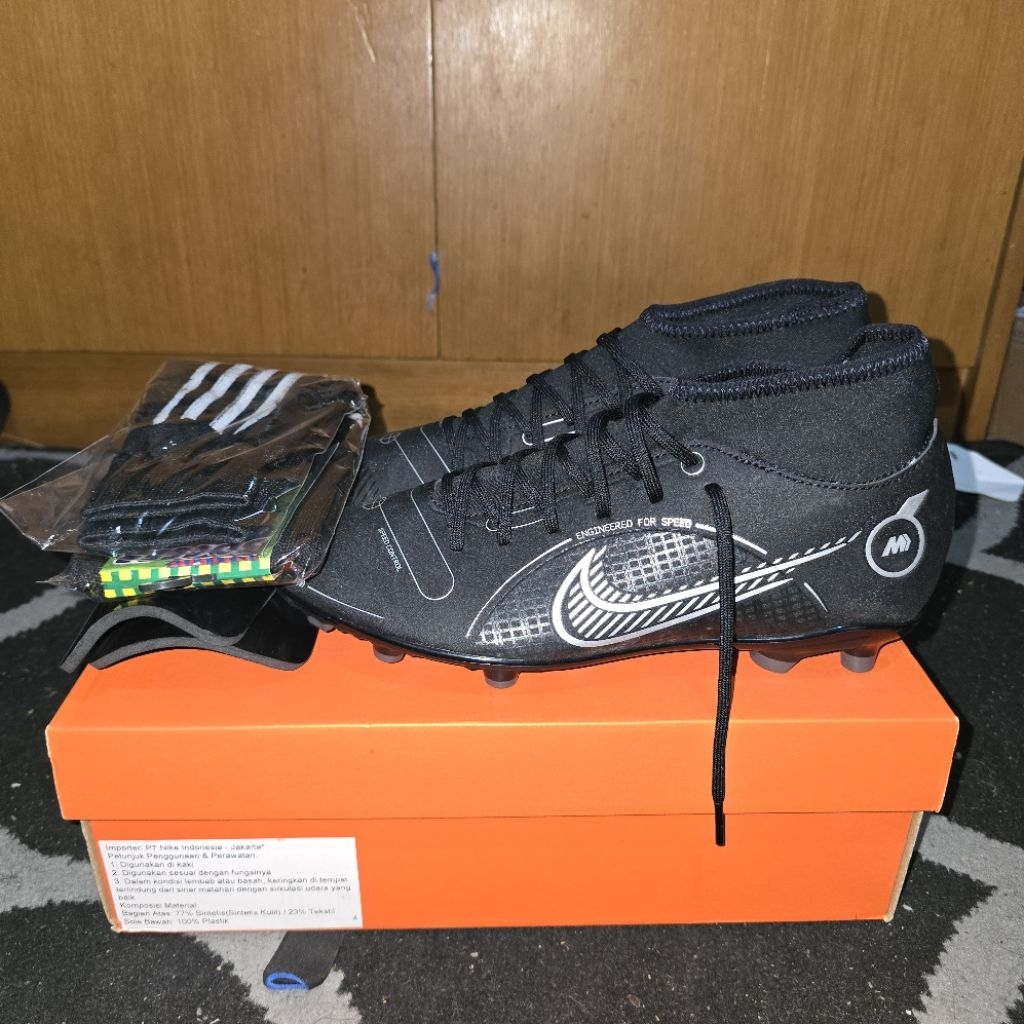 Sepatu Bola Superfly 8 Club second like new