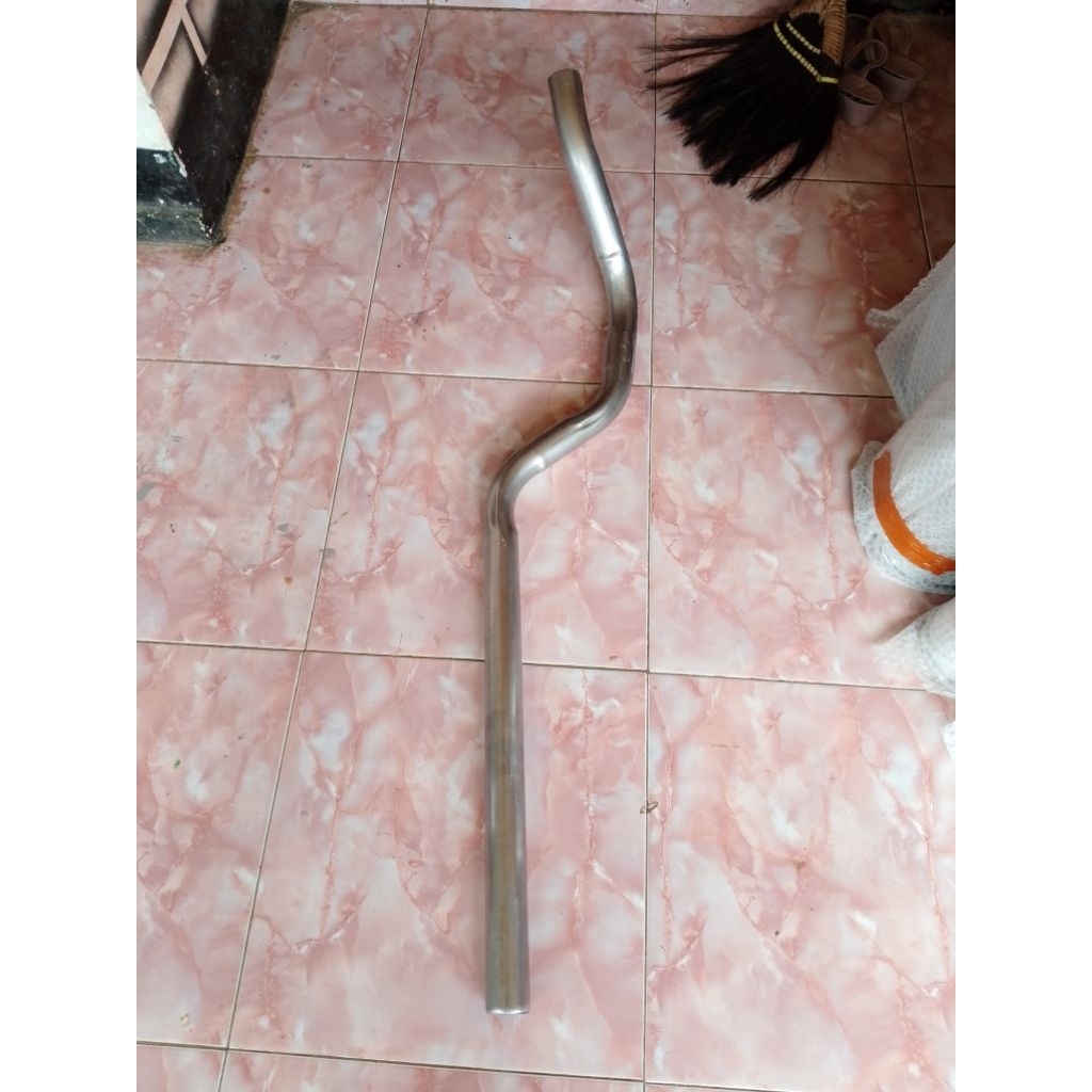 pipa belakang tabung knalpot mobil/pipa pembuangan knalpot l300