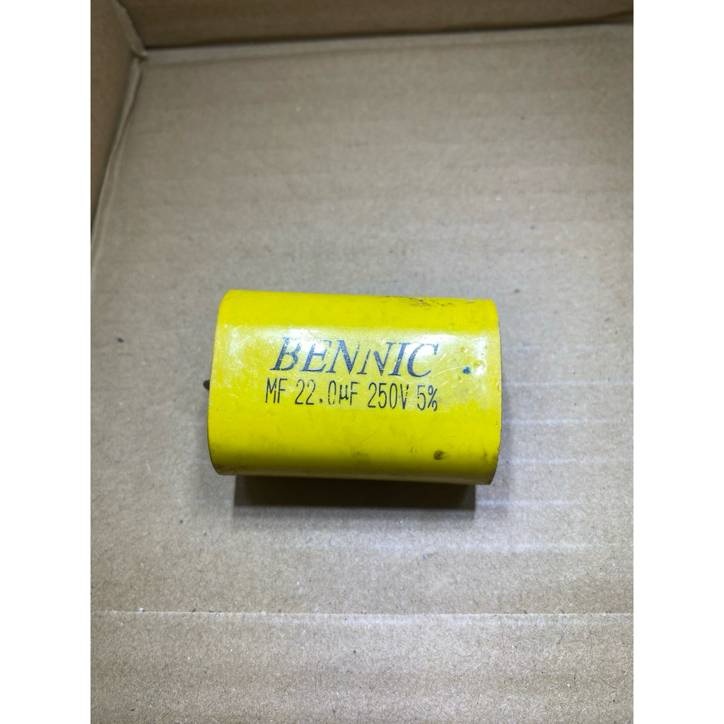 AUDIOPHILER 22UF 250 V kuning